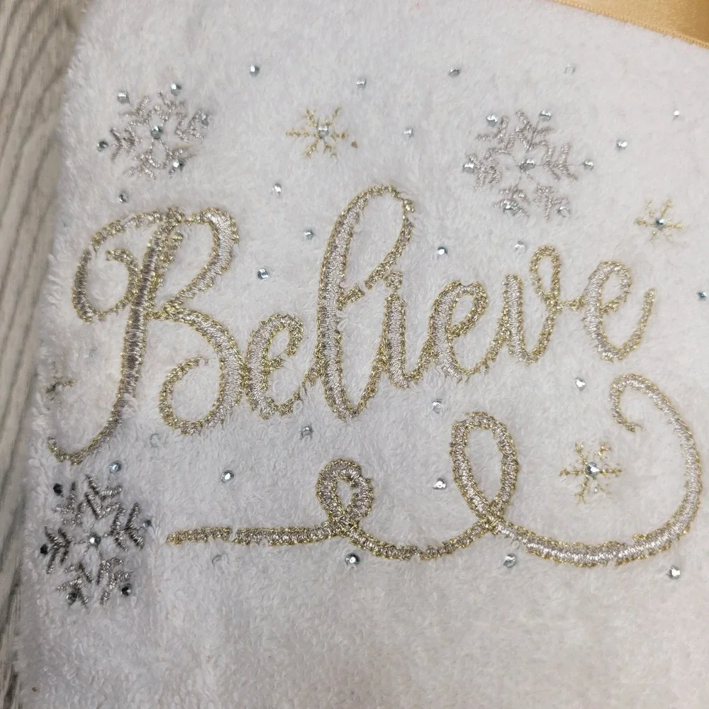 2 Believe‎ White Hand Towel Embroidered Snowflake Rhinestone Gold Ribbon Holiday
